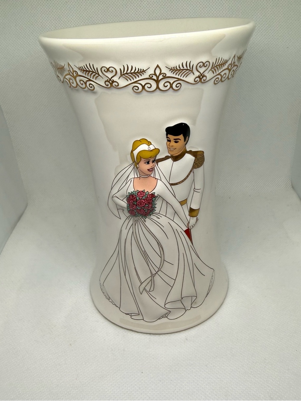 Disney White Cinderella & the Prince Vase with Gold Trim Wedding Couple